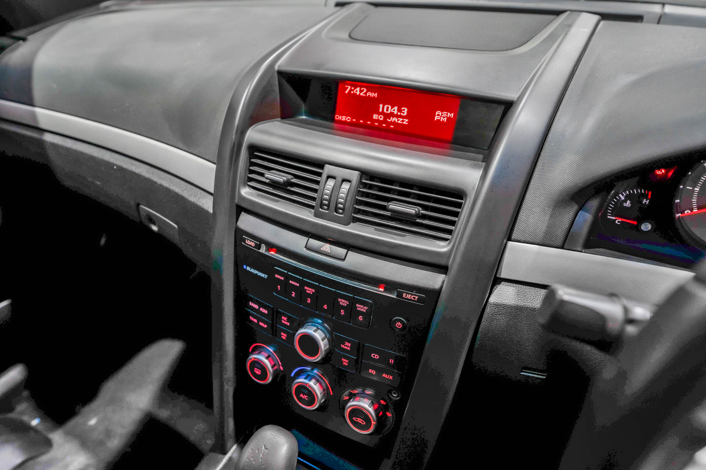 2010 Holden VE SS Ute Karma Blue