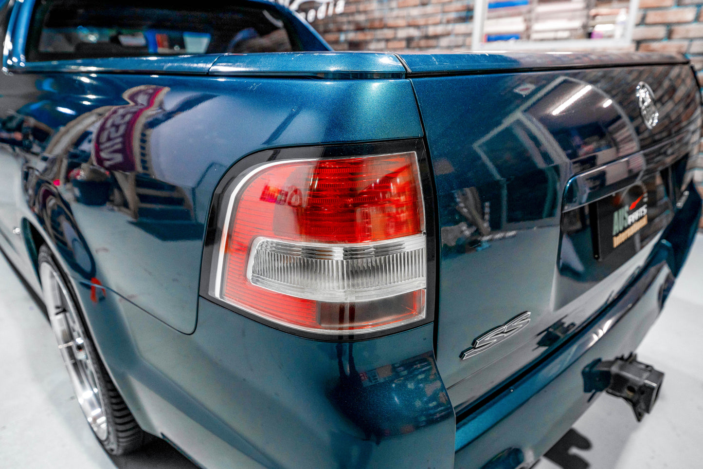 2010 Holden VE SS Ute Karma Blue