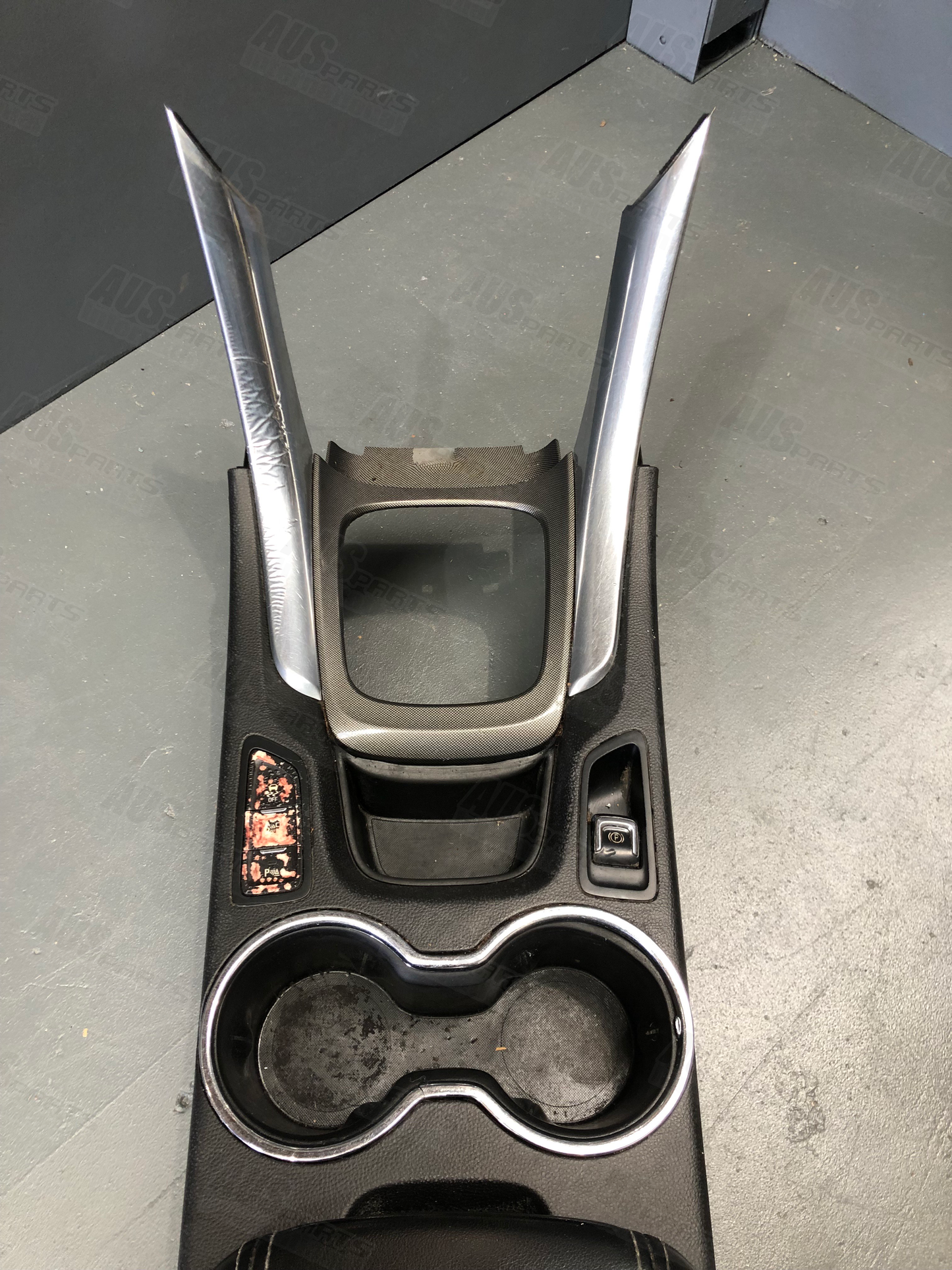 Holden WN Caprice Centre Console USED