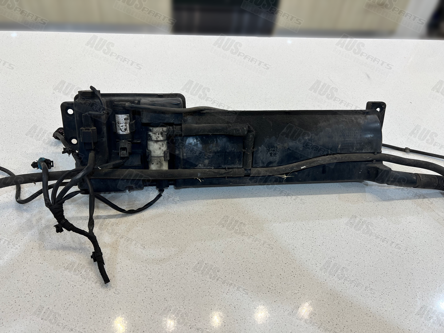 Holden WN Caprice Bi-Xenon Projector Headlights with washer tank USED