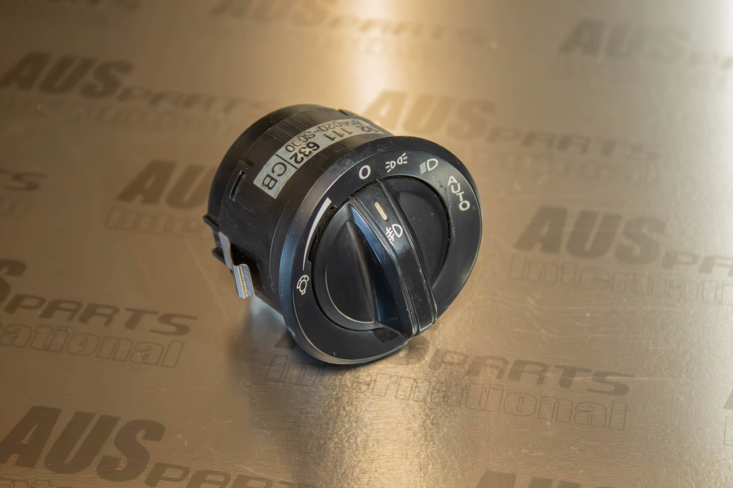 Holden VY/VZ & Pontiac GTO Headlight/foglight switch black USED