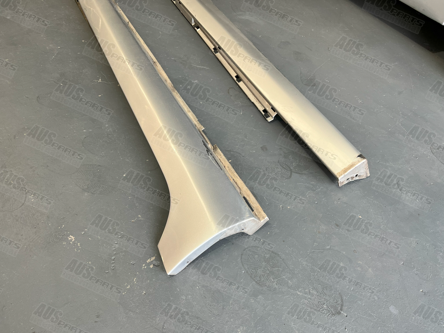 HOLDEN WM WN Caprice side skirts pair USED