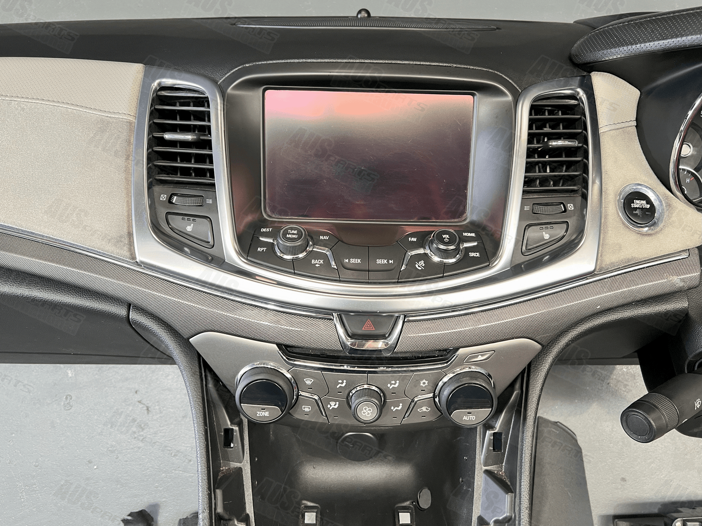 Holden VF Series 2 2014 WN Caprice dash complete RHD with HUD USED