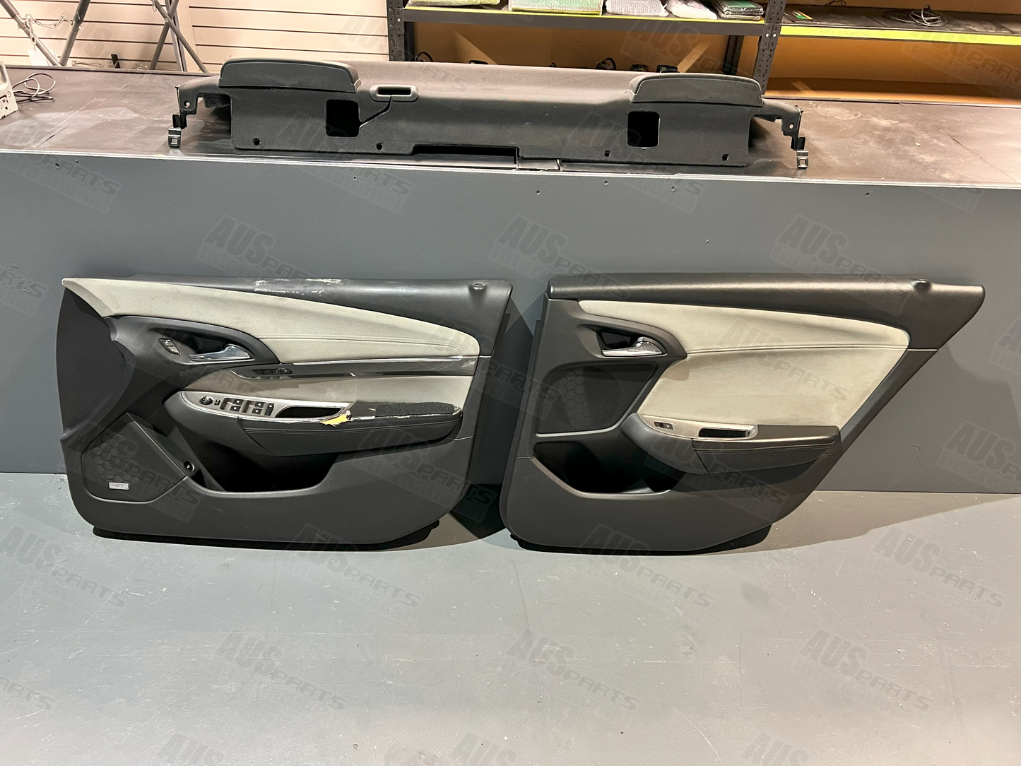 Holden WN Caprice Leather & Alcantara door card set USED