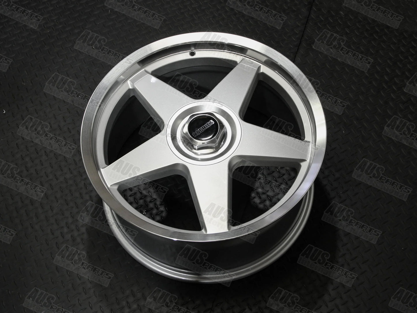MOMO STAR 20" Staggered Wheels NEW
