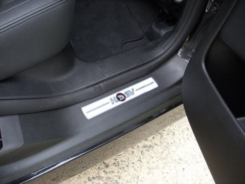 Genuine Holden Commodore Scuff Plates (VE, VF, VF2) – Set Of 4 Aluminum With Lion Logo