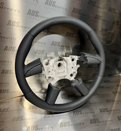 Holden HSV R8 VY-VZ Leather Steering Wheel Brand New