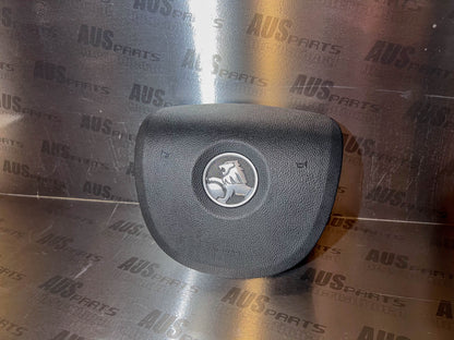 Holden horn-pad (VE, G8, PPV) USED