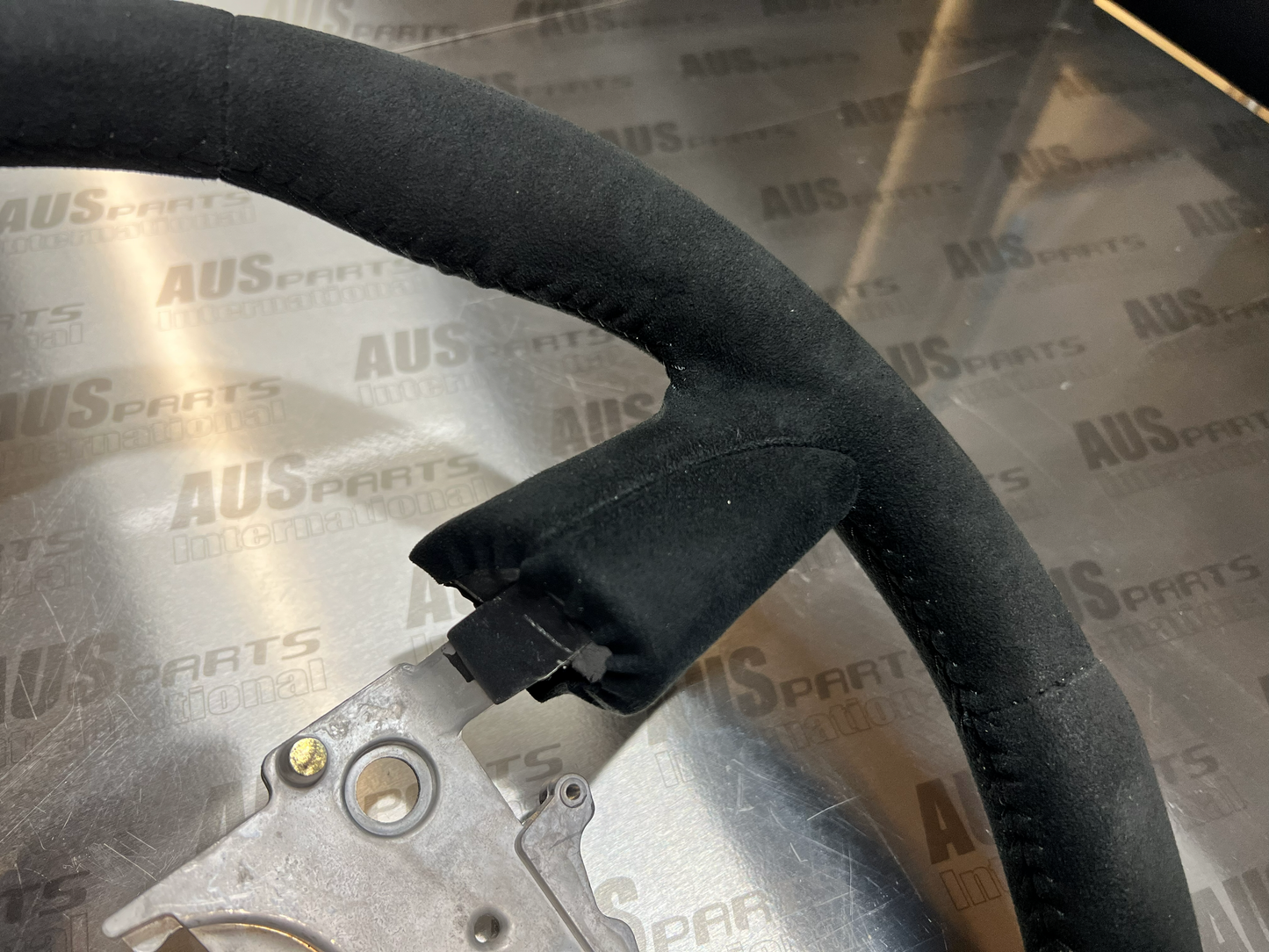 Holden HSV R8 VY-VZ Alcantara Steering Wheel Brand New