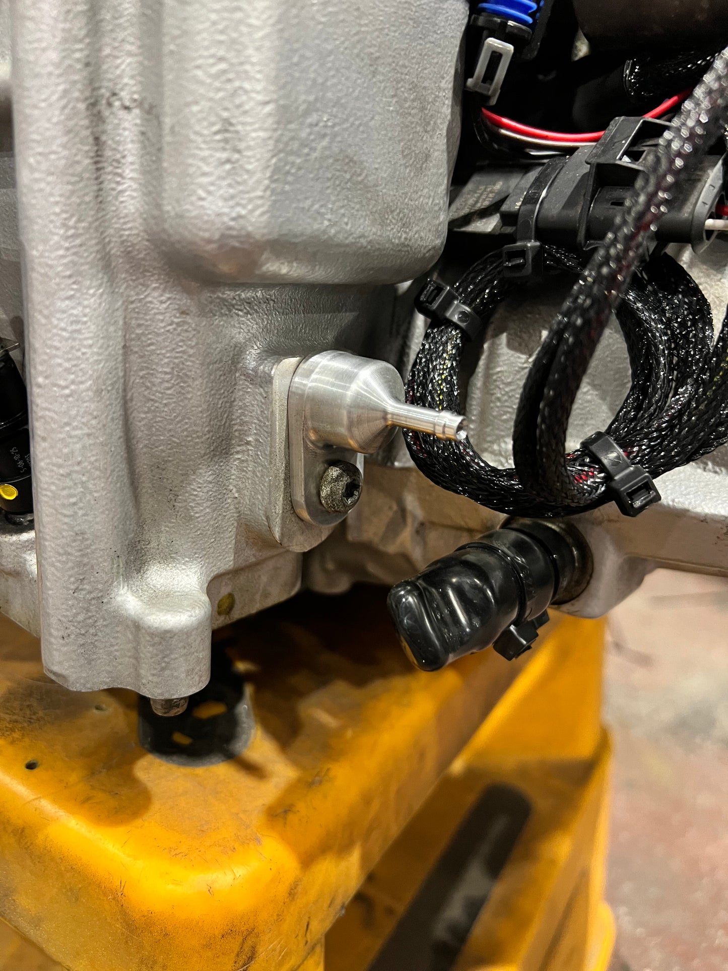 Hellcat TMAP sensor port to BARB adaptor