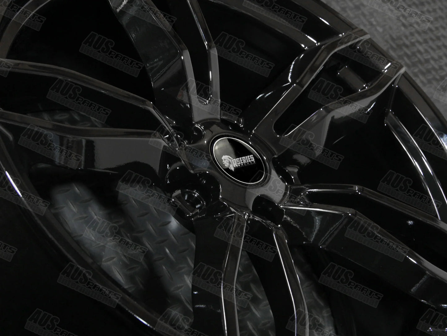 HSV Rapier Staggered 20" Wheel SET Gloss Black NEW