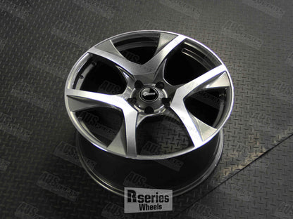HSV R8 Staggered 20" Wheels Gunmetal Machined face NEW