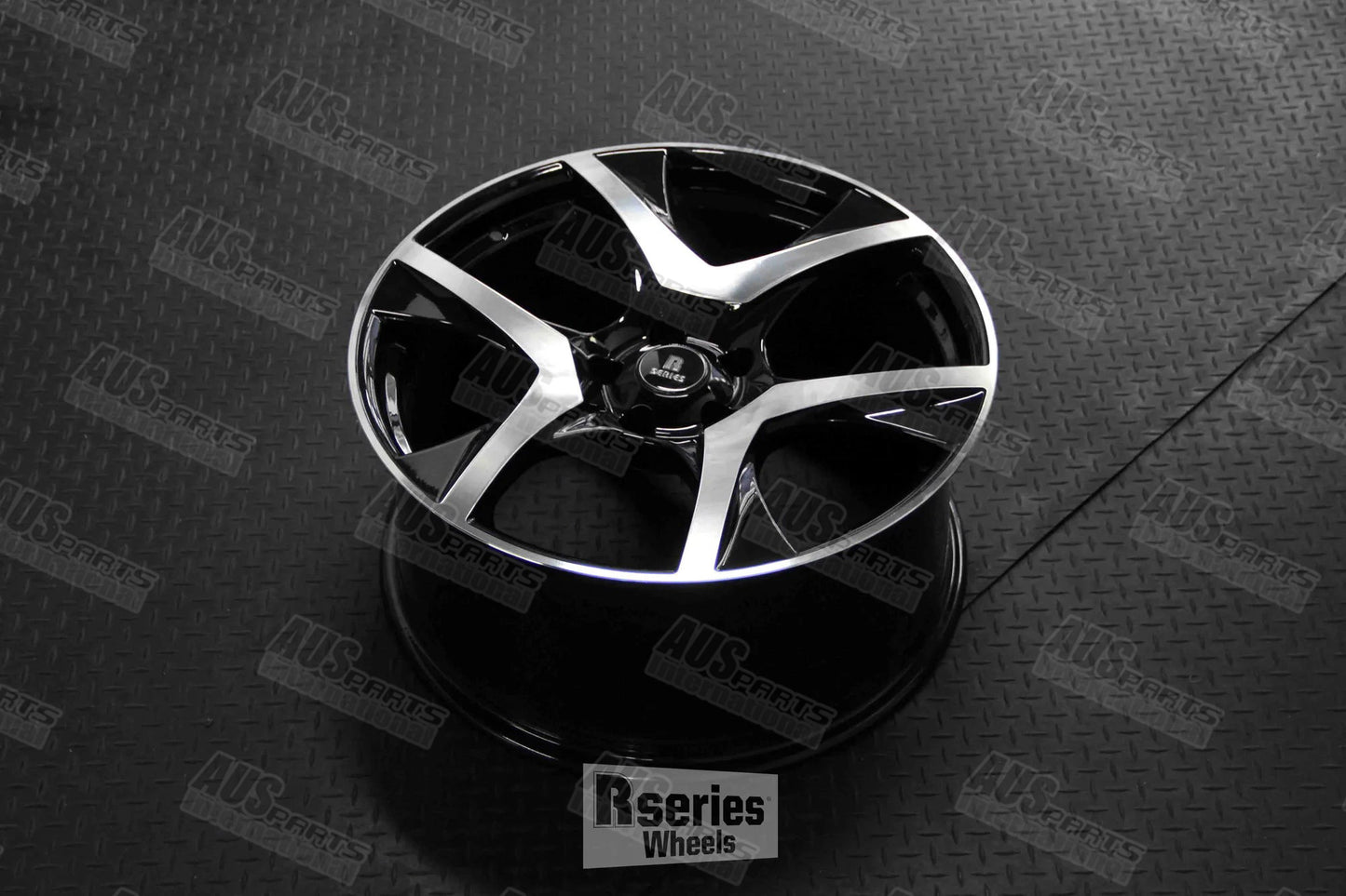 HSV R8 Staggered 20" Wheel SET Black Machined face NEW