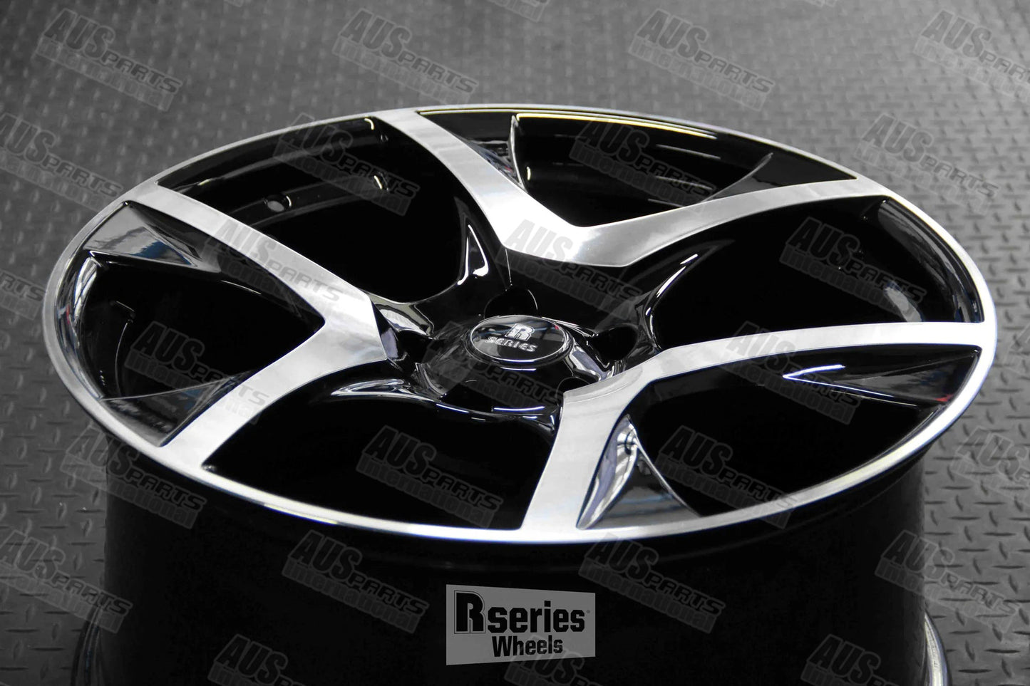 HSV R8 Staggered 20" Wheel SET Black Machined face NEW