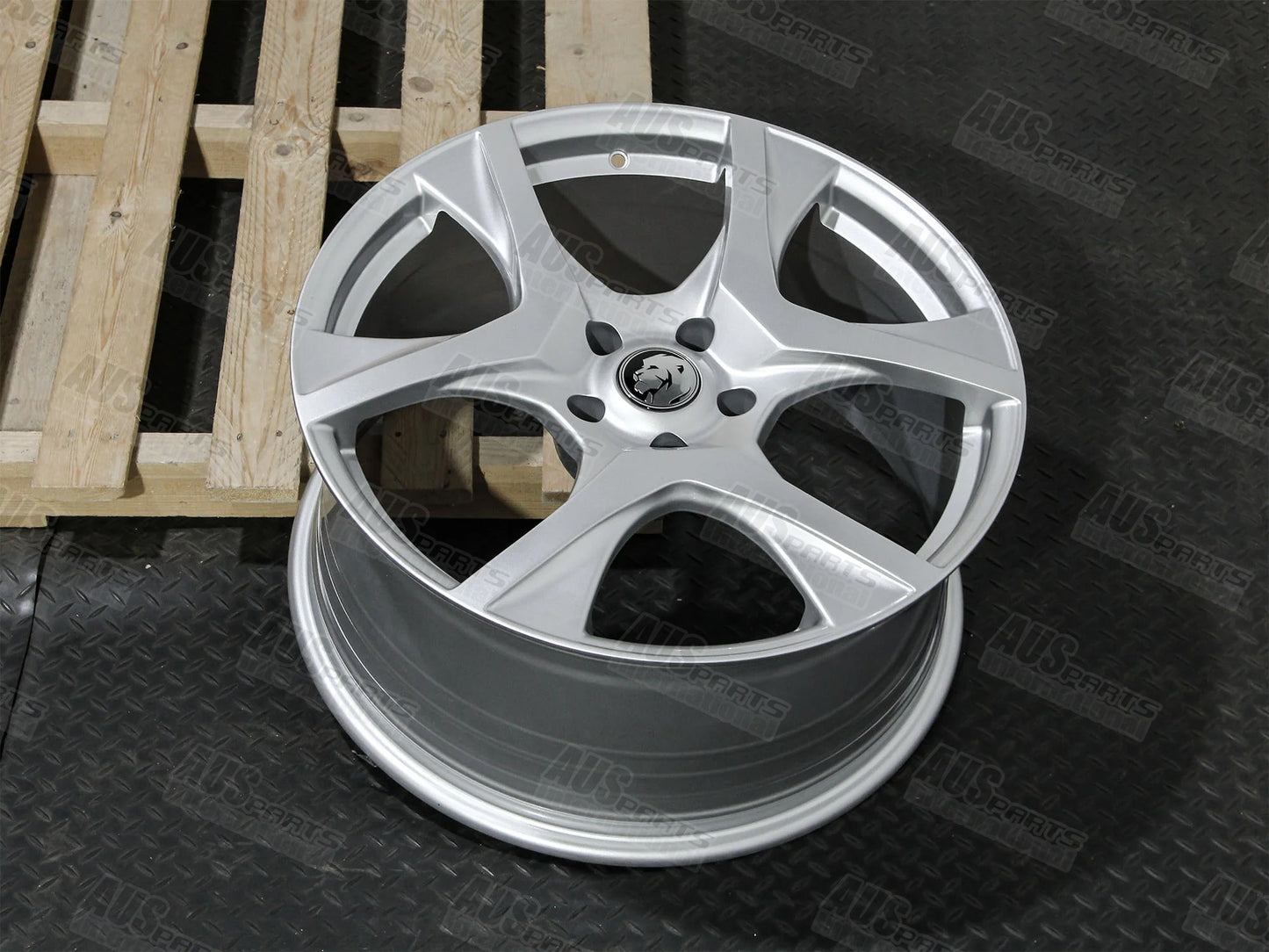 HSV R8 Staggered 20" Wheels Silver NEW